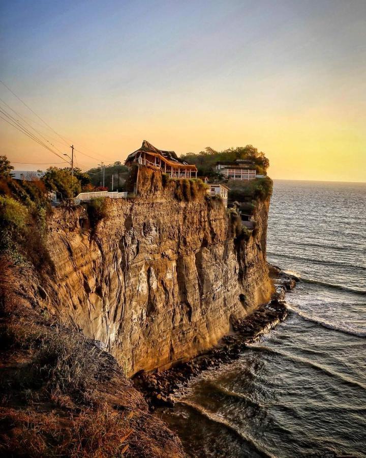 Hotel Sumpa Montañita エクステリア 写真