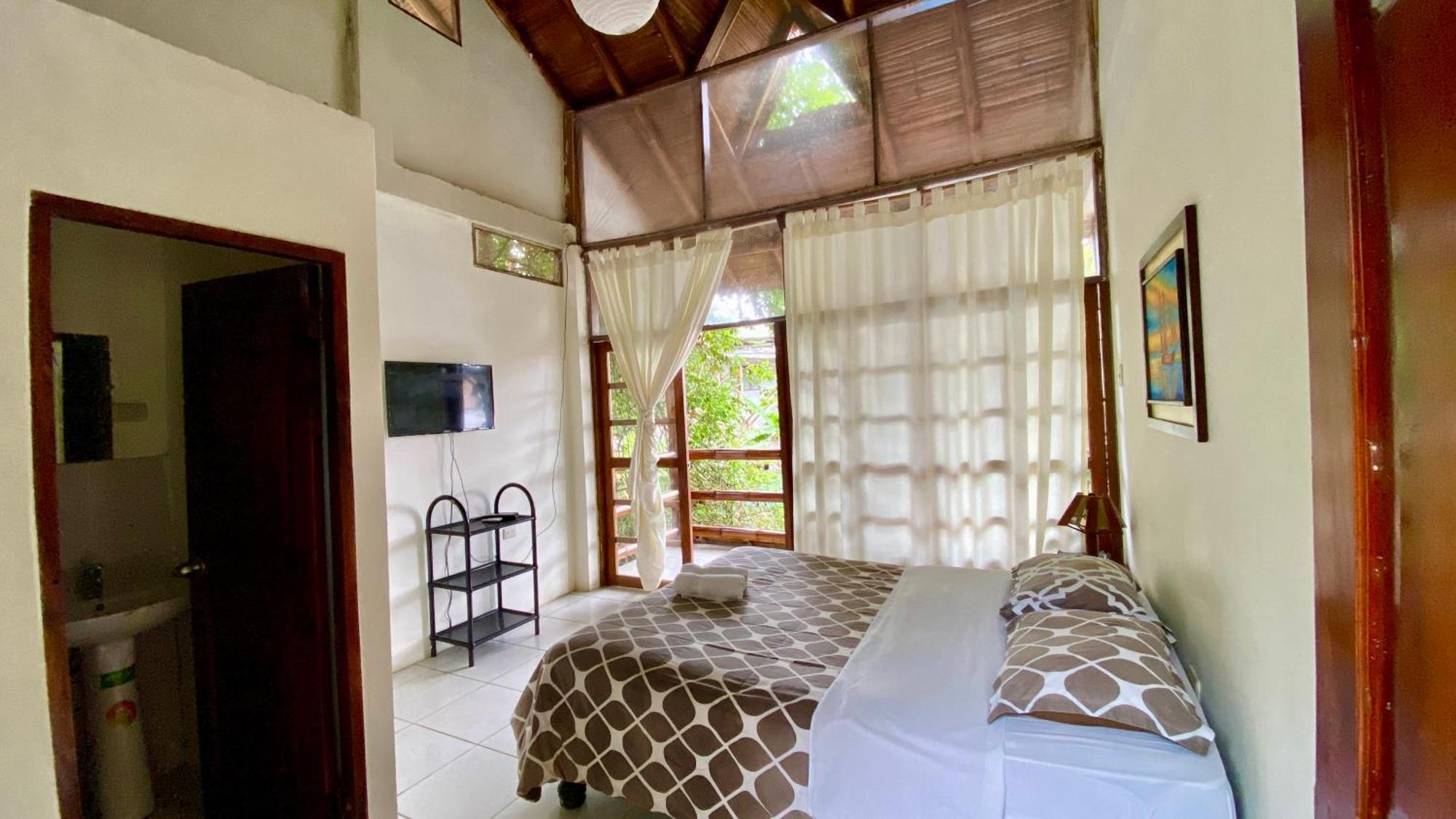 Hotel Sumpa Montañita エクステリア 写真